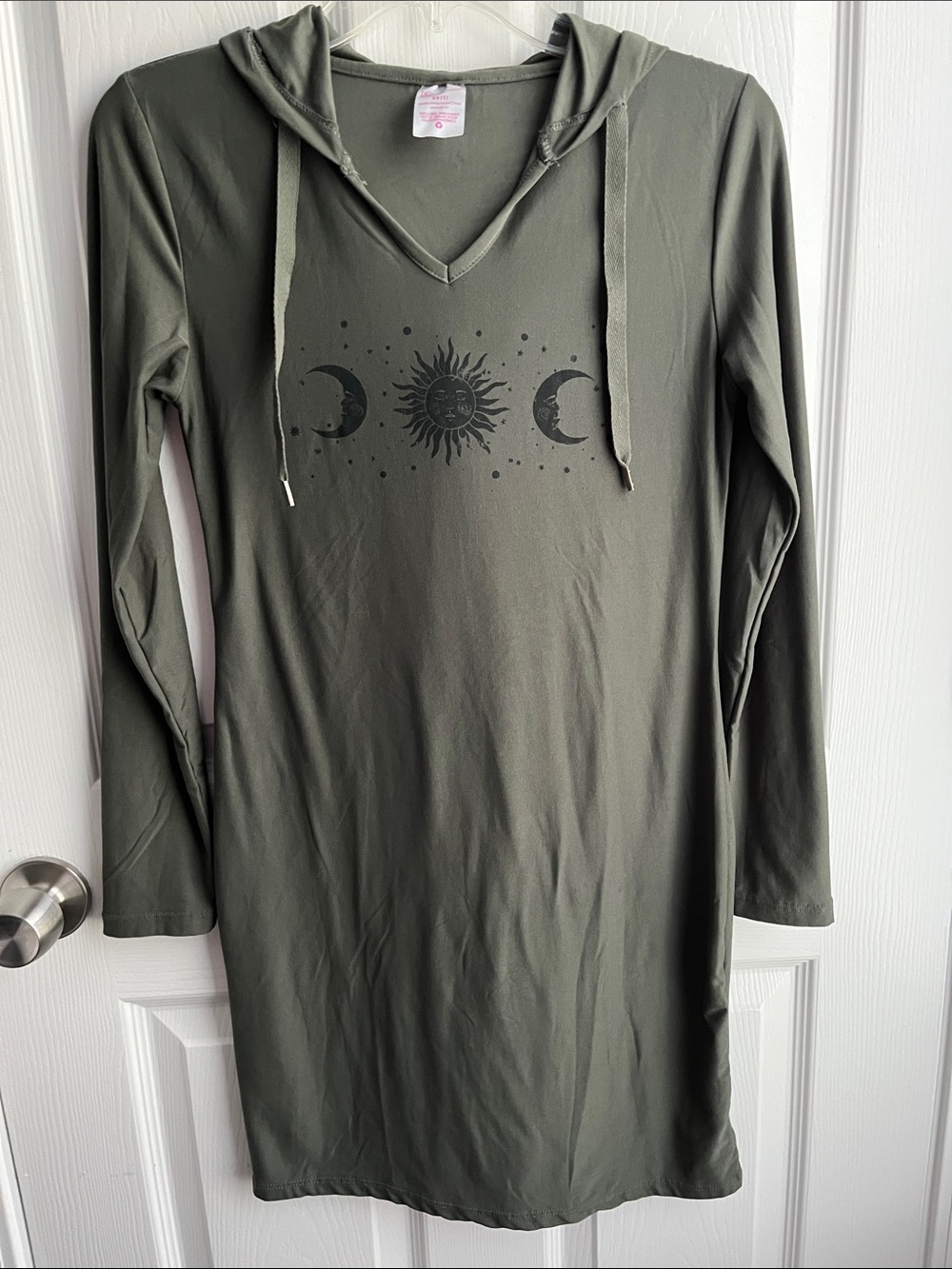 No Boundaries Olive Hooded Long Sleeve Dress with Sun & Moon Graphic Size XS